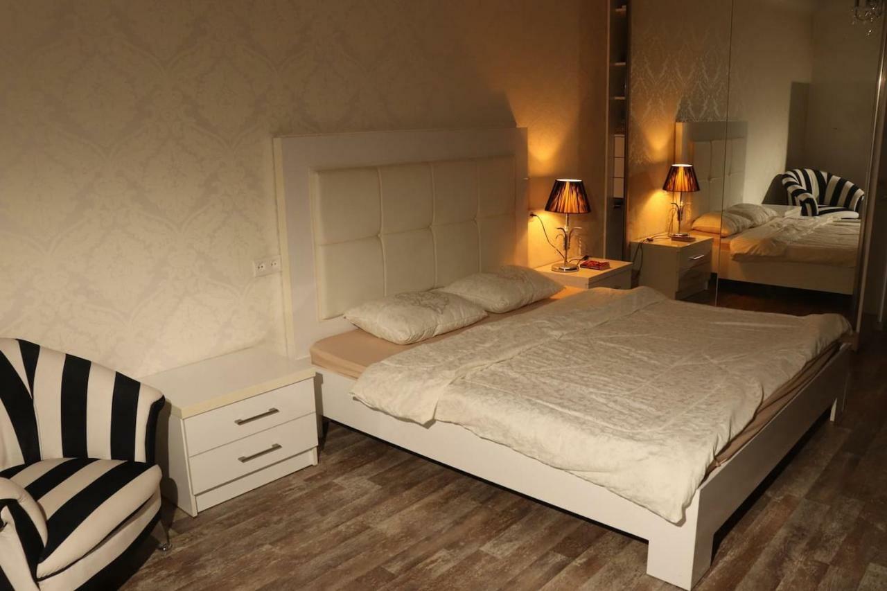 La Petite Maison Jerevan Eksteriør billede
